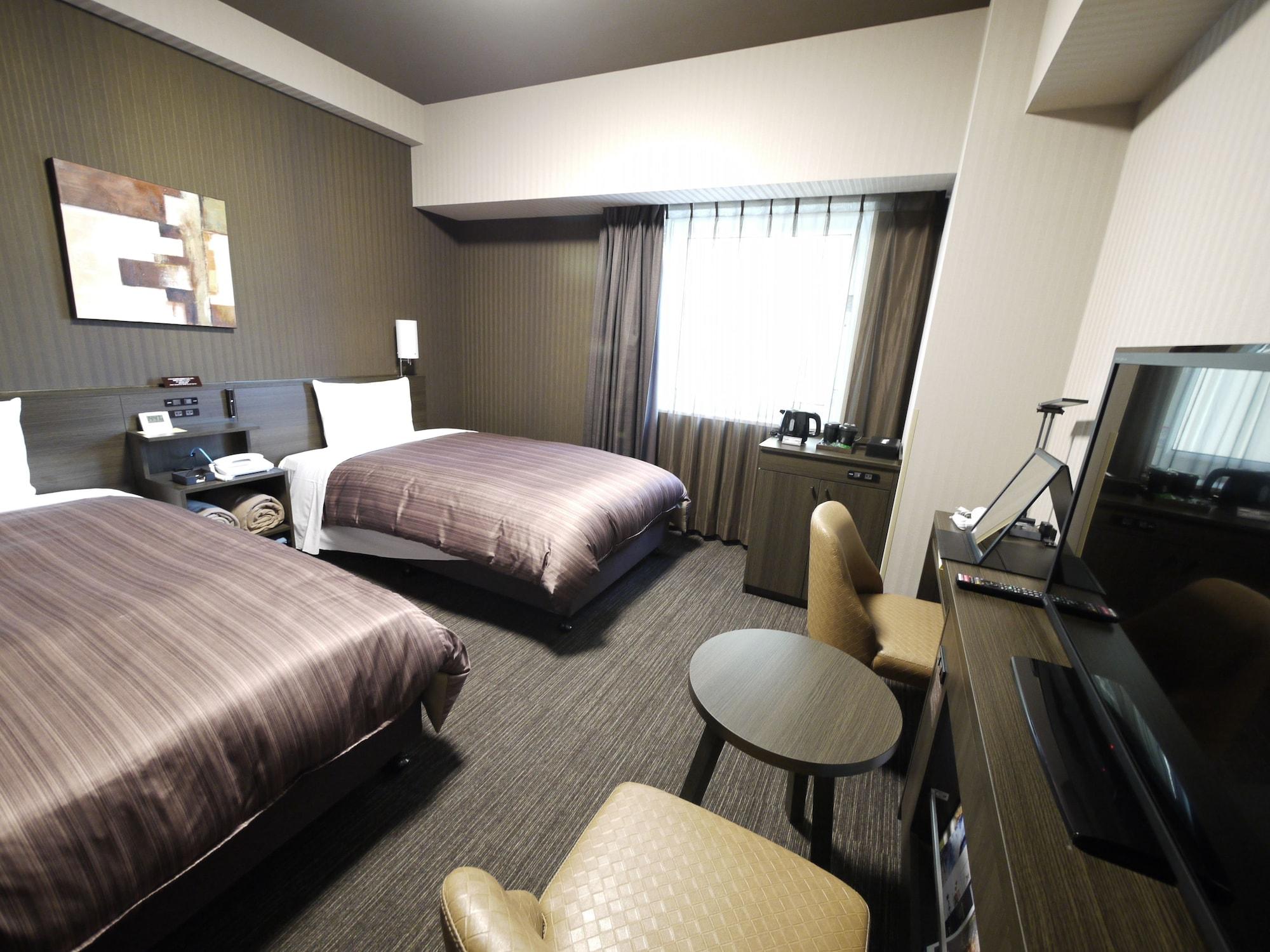 Hotel Route-Inn Chitose Ekimae Exterior photo